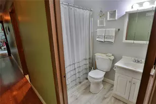 2114 Lansdale Dr, Stroud Twp, PA 18301 - Photo 16