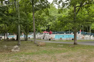 2114 Lansdale Dr, Stroud Twp, PA 18301 - Photo 26