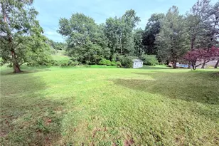 5963 Valley Rd, Washington Township, PA 18080 - Photo 20