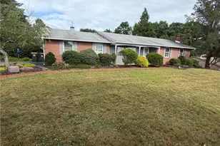 5963 Valley Rd, Washington Township, PA 18080 - Photo 1