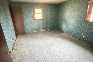 5963 Valley Rd, Washington Township, PA 18080 - Photo 14