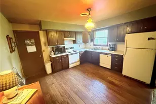 5963 Valley Rd, Washington Township, PA 18080 - Photo 4