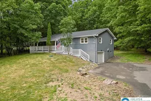 117 Jennifer Ln, Chestnuthill Twp, PA 18330 - Photo 2