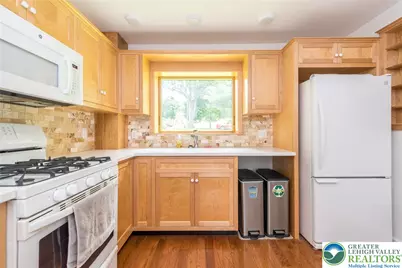 1815 Leithsville Rd, Lower Saucon Township, PA 18055 - Photo 8