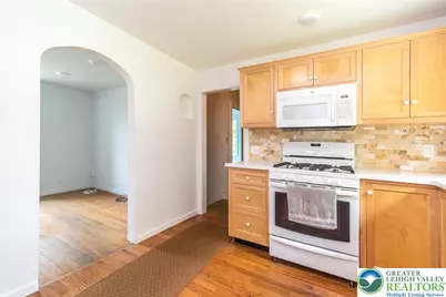 1815 Leithsville Rd, Lower Saucon Township, PA 18055 - Photo 10