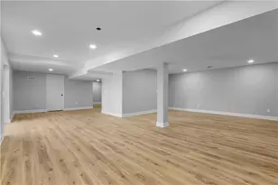 2011 Greenwood Rd, Allentown City, PA 18103 - Photo 38