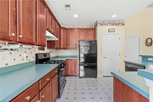 1861 Felicity Ln, Lower Saucon Township, PA 18055 - Photo 12