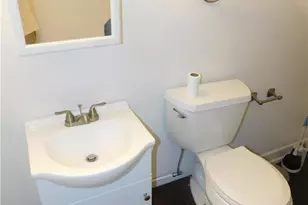 310 S Main St, Nazareth Boro, PA 18064 - Photo 30