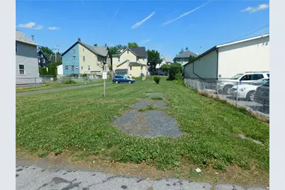 310 S Main Street, Nazareth Boro, PA 18064 - Photo 8