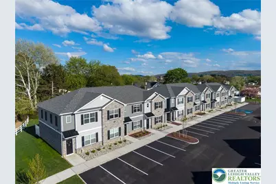 1411 Greenview Drive #19, Bethlehem City, PA 18018 - Photo 2