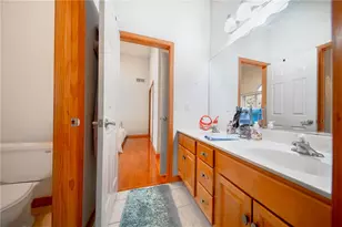 123 Chase Hollow Dr, Bushkill Twp, PA 18064 - Photo 20