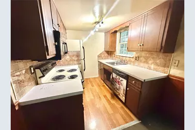 7 W Pittston Street, Allentown City, PA 18103 - Photo 6