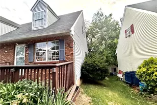 7 W Pittston St, Allentown City, PA 18103 - Photo 2