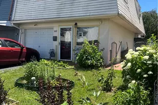 1812 E Cambridge St, Allentown City, PA 18109 - Photo 2