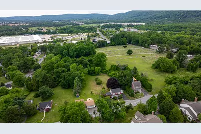 4698 Old Bethlehem Pike, Bethlehem City, PA 18015 - Photo 6