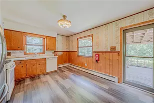 5226 Beechwood Rd, Tobyhanna Twp, PA 18610 - Photo 10