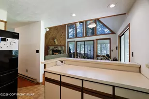 27 Longfellow Cir, Penn Forrest, PA 18210 - Photo 10