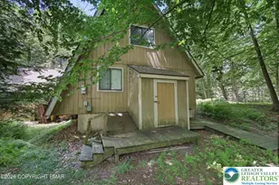 27 Longfellow Cir, Penn Forrest, PA 18210 - Photo 34