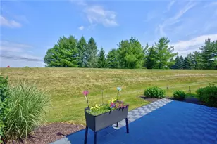 162 Glenmoor Cir N, Easton, PA 18045 - Photo 34