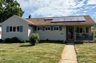 1922 Aripine Ave, Bethlehem City, PA 18018 - Photo 2