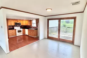 8325 Schantz Rd, Upper Macungie Township, PA 18031 - Photo 6
