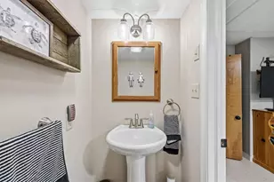 6202 Dove Dr, East Allen Township, PA 18017 - Photo 30