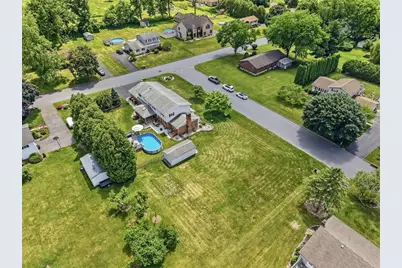 6202 Dove Drive, East Allen Township, PA 18017 - Photo 10
