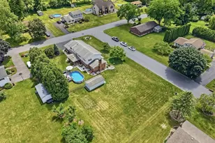 6202 Dove Dr, East Allen Township, PA 18017 - Photo 10
