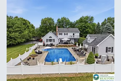 890 Lahr Road, Bushkill Twp, PA 18064 - Photo 2