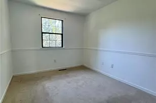 2003 Orchard Dr, Whitehall Township, PA 18052 - Photo 6