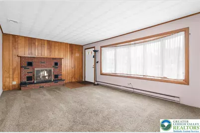 5824 Holiday Drive, Upper Macungie Township, PA 18104 - Photo 4