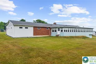 5824 Holiday Dr, Upper Macungie Township, PA 18104 - Photo 32