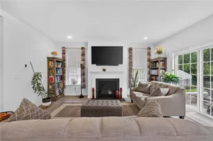 1011 Fehnel Dr, Palmer Twp, PA 18045 - Photo 6