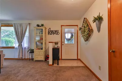 5011 Spruce Street, North Whitehall Township, PA 18078 - Photo 4