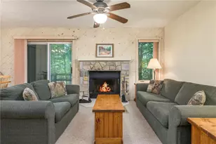 31 Downhill, Blakeslee, PA 18624 - Photo 2