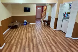 4051 Tournament Ct, Upper Saucon Township, PA 18034 - Photo 4