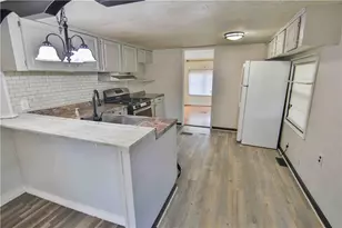 128 Concord Dr, Hereford, PA 18056 - Photo 6