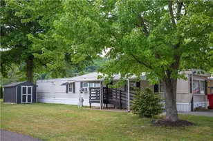 128 Concord Dr, Hereford, PA 18056 - Photo 1