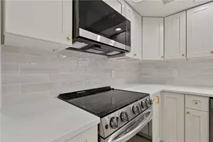 5642 Limeport Rd, Emmaus Boro, PA 18049 - Photo 18