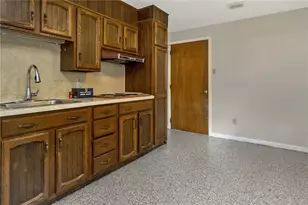 2057 Grove St, South Whitehall Township, PA 18104 - Photo 36