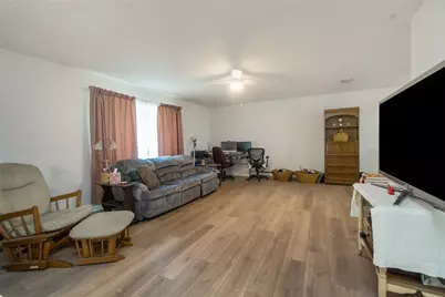 2057 Grove Street, South Whitehall Township, PA 18104 - Photo 4