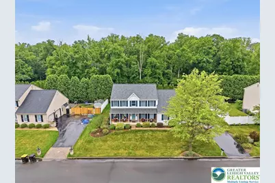 2011 Fieldview Drive, Upper Nazareth Twp, PA 18064 - Photo 2