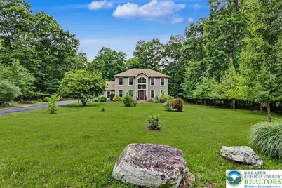 2117 White Dove Drive, Middle Smithfield, PA 18302 - Photo 2