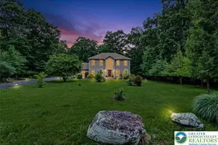 2117 White Dove Dr, Middle Smithfield, PA 18302 - Photo 1
