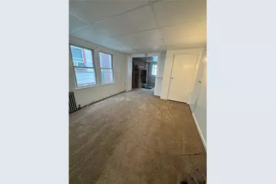 421 E Patterson Street, Lansford, PA 18232 - Photo 6