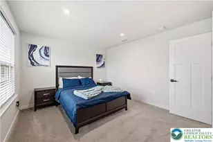 817 Hendon Ln, North Catasauqua Bor, PA 18032 - Photo 18