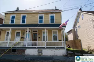522 Jubilee St, Emmaus Boro, PA 18049 - Photo 1