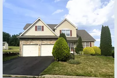 3104 Peacock Drive, Bethlehem Township, PA 18020 - Photo 2