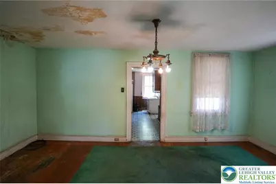 135 S 2nd Street, Lehighton Boro, PA 18235 - Photo 16