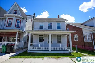 135 S 2nd St, Lehighton Boro, PA 18235 - Photo 2